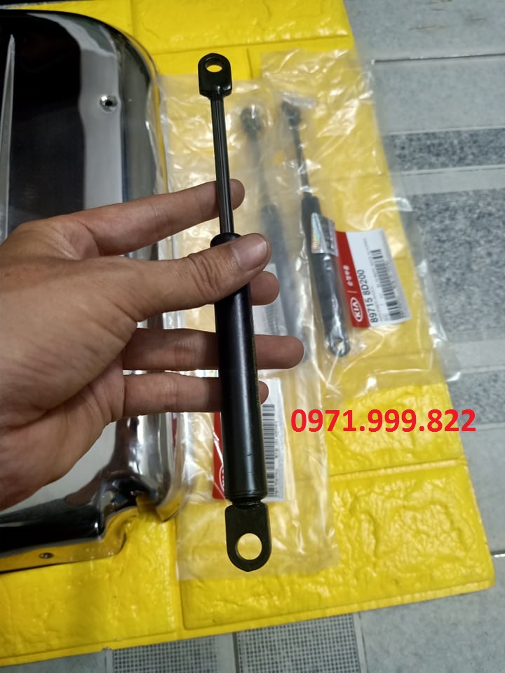 Ti ghế phụ, Ti ghế lơ xe Universe, Thaco
