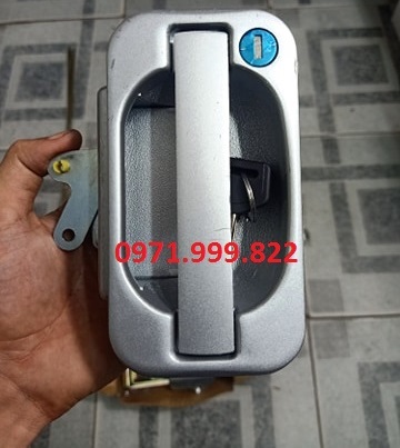 Tay mở khóa cốp hầm hàng, hầm máy xe Samco.