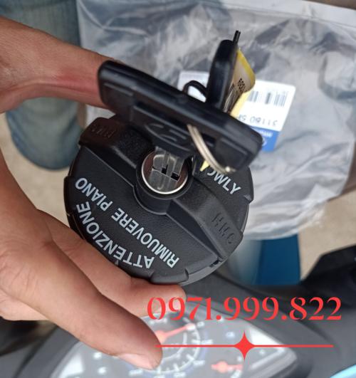 Nắp bình dầu, bình nhiên liệu xe County 29 chỗ chính hãng