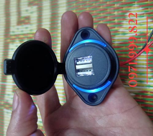 Sạc usb, đốc sạc điện thoại xe For transit, County, Universe, Thaco TB79, TB82, TB85, TB120, Weichai, Mobihome, Giường nằm