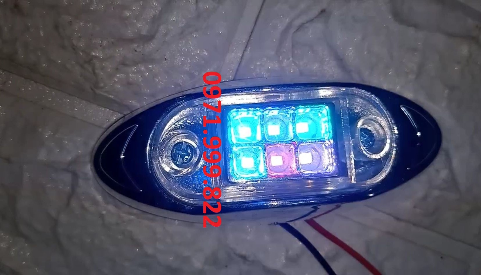 Đèn sườn mào, đèn hông mào Universe, Giường nằm, Thaco Tb79 Tb82 Tb85 Tb120 chính hãng