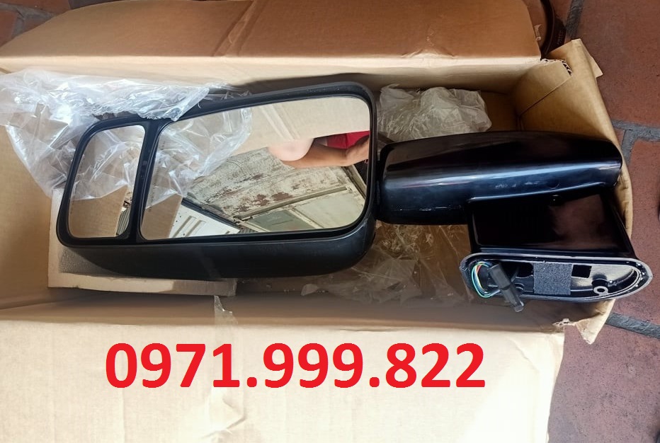 Gương chiếu hậu Universe, Thaco, Giường nằm bên lái bên tài chính hãng