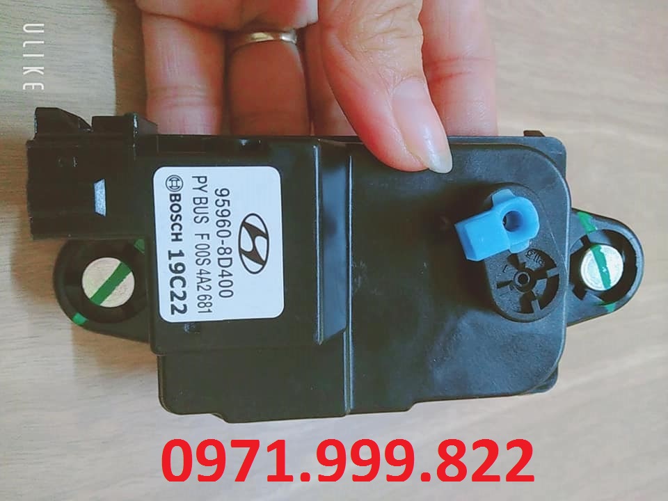 Chuột cánh cửa cốp hàng Universe chính hãng