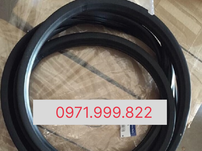 Gioăng chắn gió trước xe County