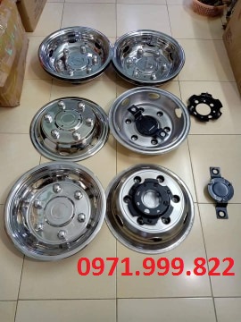 Chụp lazang, ốp lazang inox xe Gaz 17 chỗ Nga