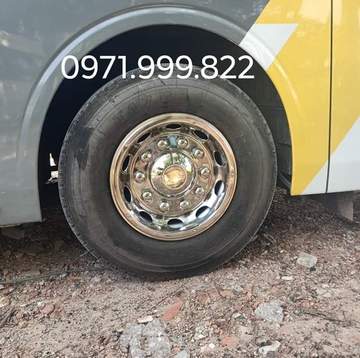 Chụp lazang inox xe Universe - Thaco - Sapce - Mobihome