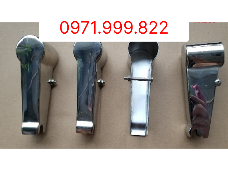 Ốp inox cần gạt mưa Universe