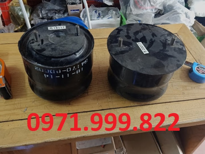 Giảm sóc trước sau Universe, Space đầy đủ cao su