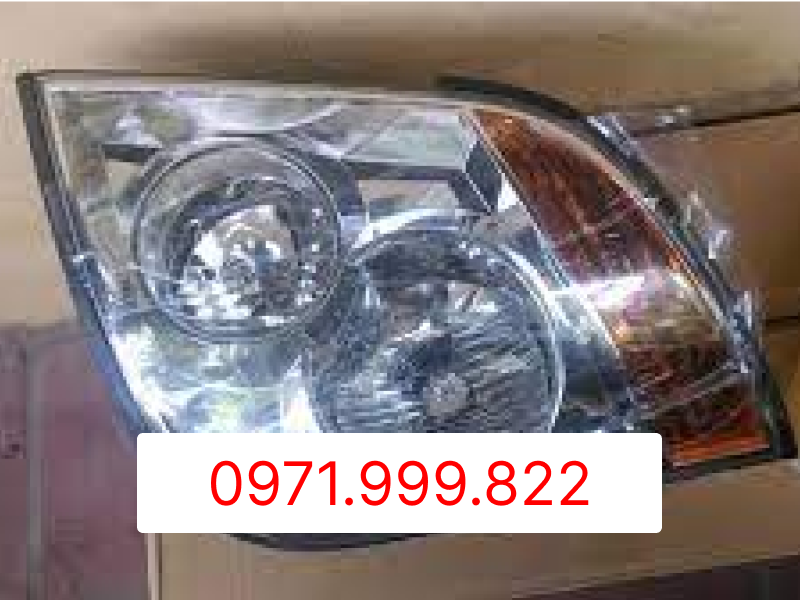 Đèn pha chóa trắng xe giường nằm Thaco