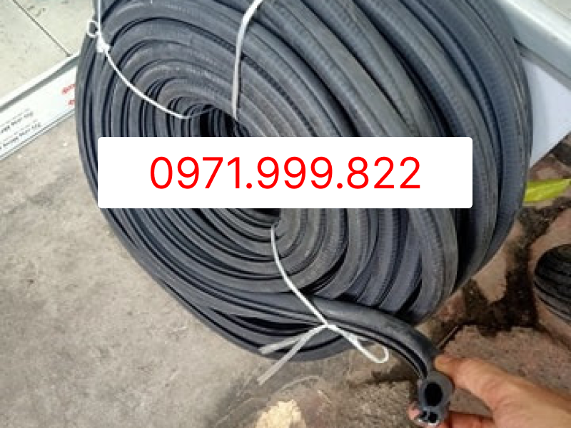 Gioăng cánh cửa lên xuống xe Universe - Thaco - Weichai - Giường nằm