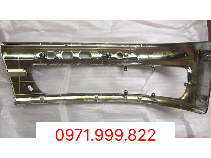 Ốp mạ đèn pha xe Space