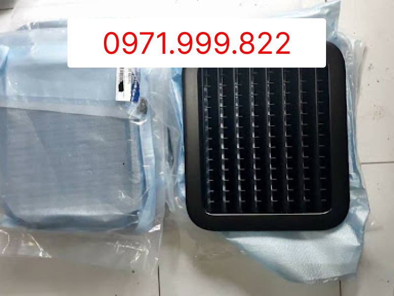 Cửa gió sườn xe Universe 
